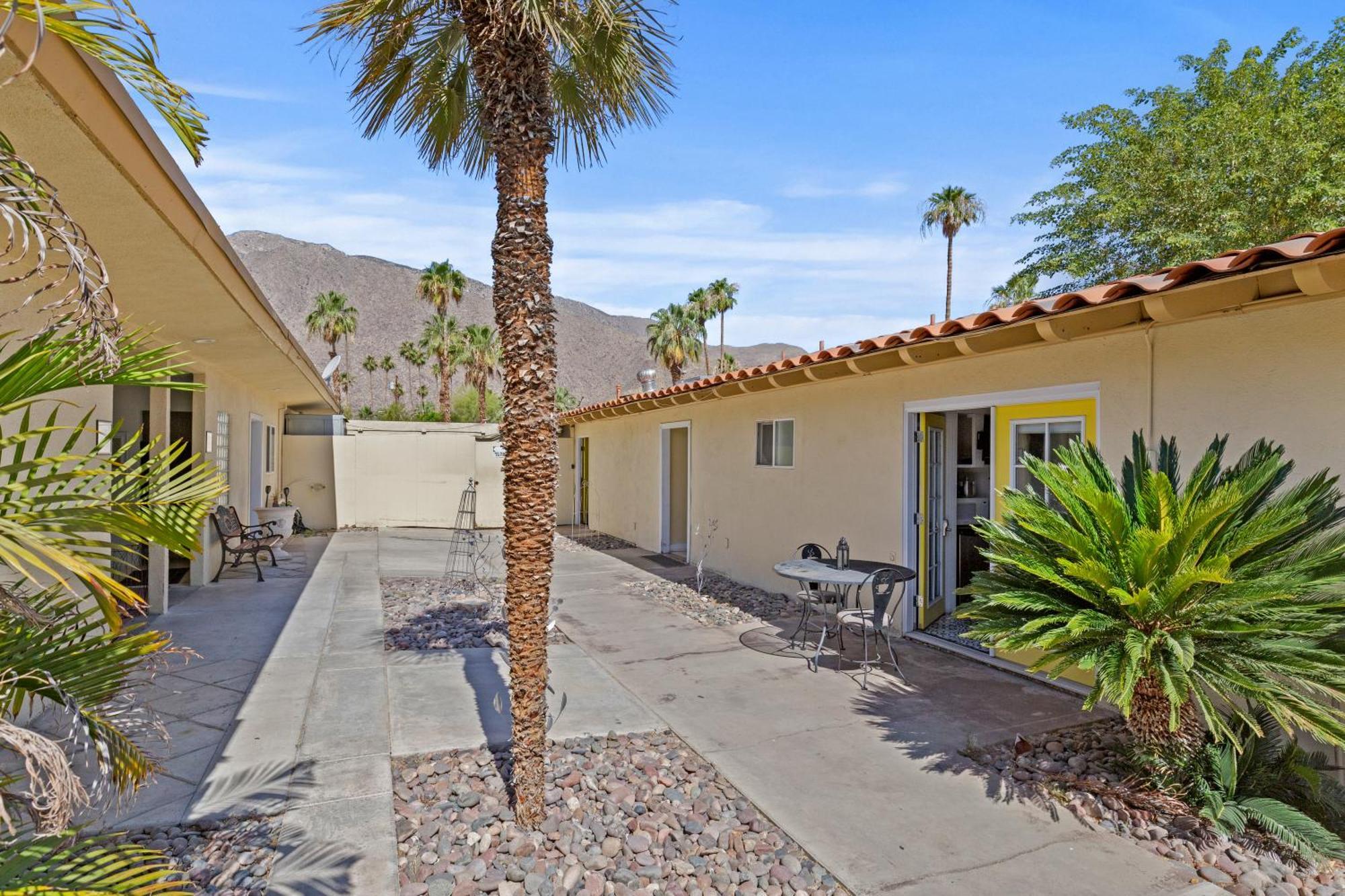 Exotic Dreams Resort Adults Only Palm Springs Kültér fotó